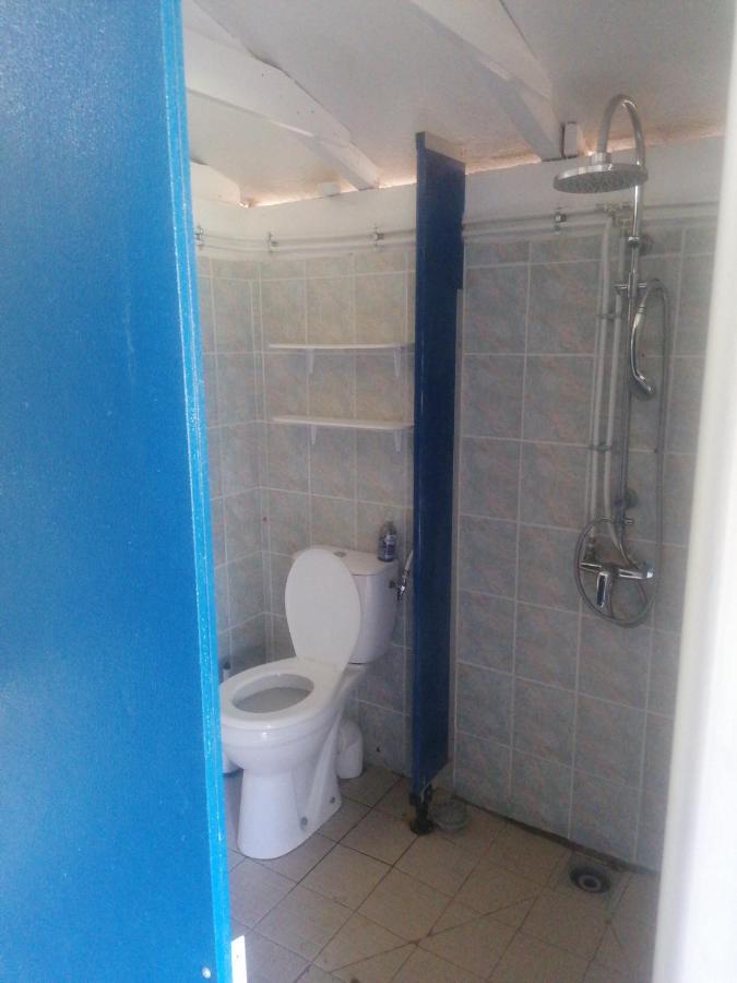 Emplacement Tente Camping Car Saint-Aubin-de-Nabirat 외부 사진